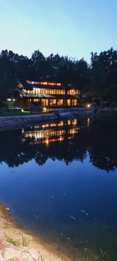 Guest House Mala Prica Zivinice Екстериор снимка