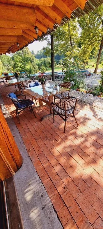 Guest House Mala Prica Zivinice Екстериор снимка