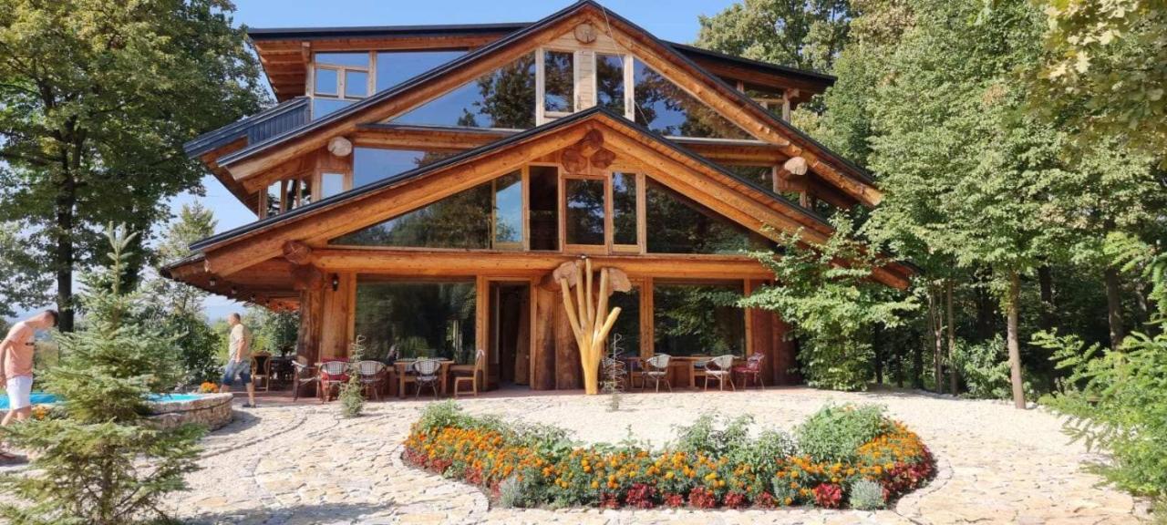 Guest House Mala Prica Zivinice Екстериор снимка