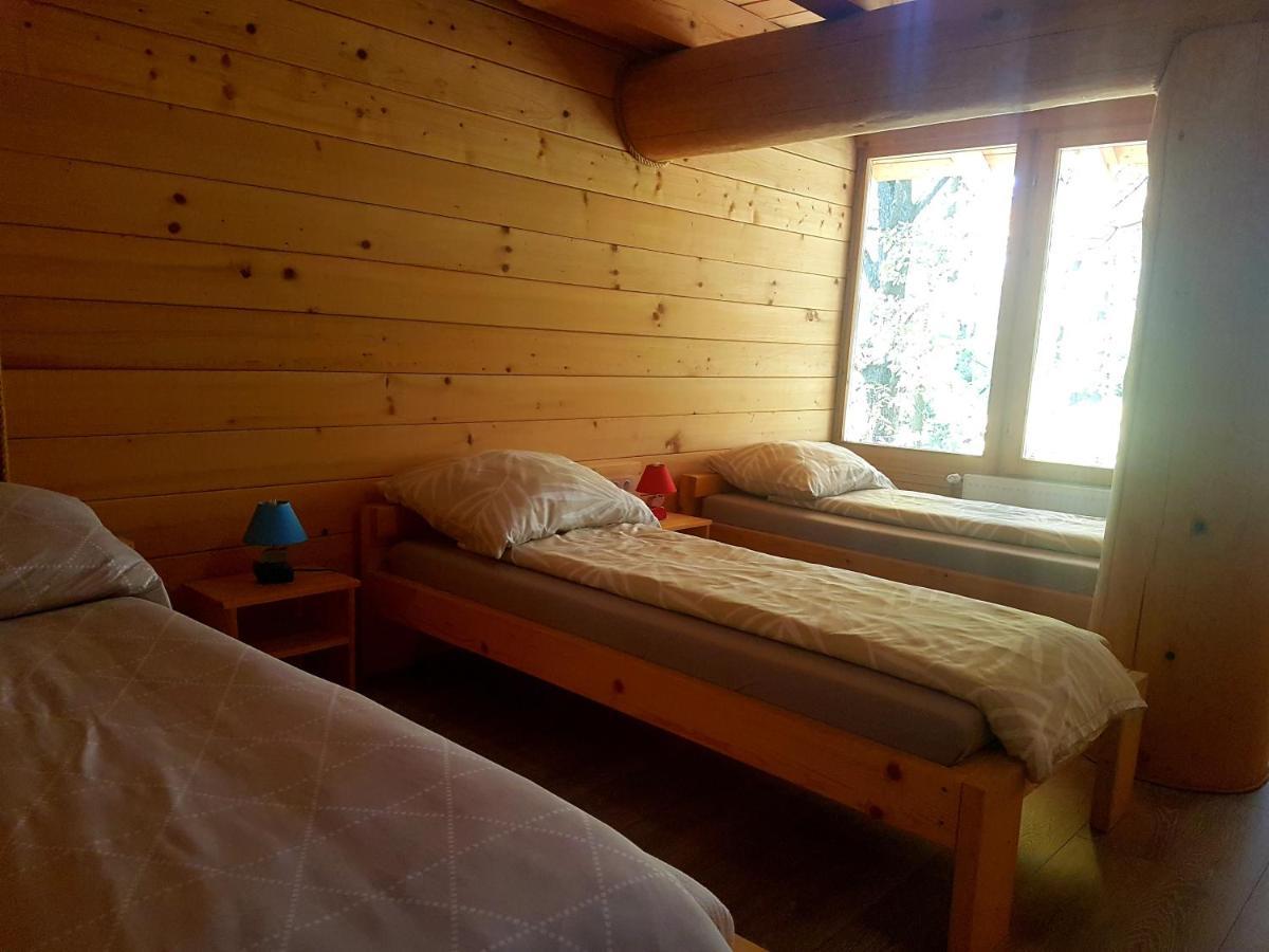 Guest House Mala Prica Zivinice Екстериор снимка